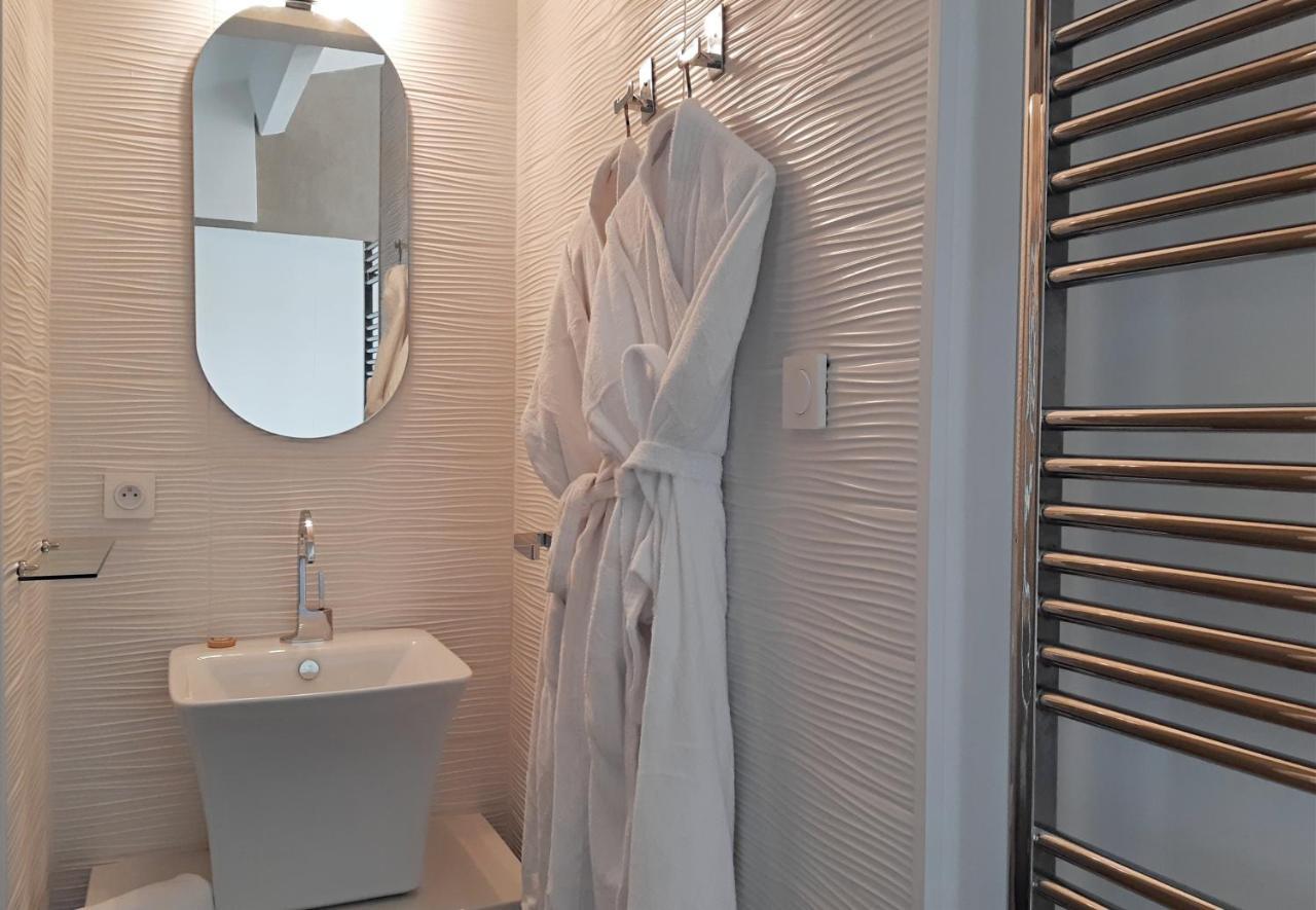 Les Suites Du Saint Nazaire - Les Balcons De La Cite Carcassonne Exterior photo