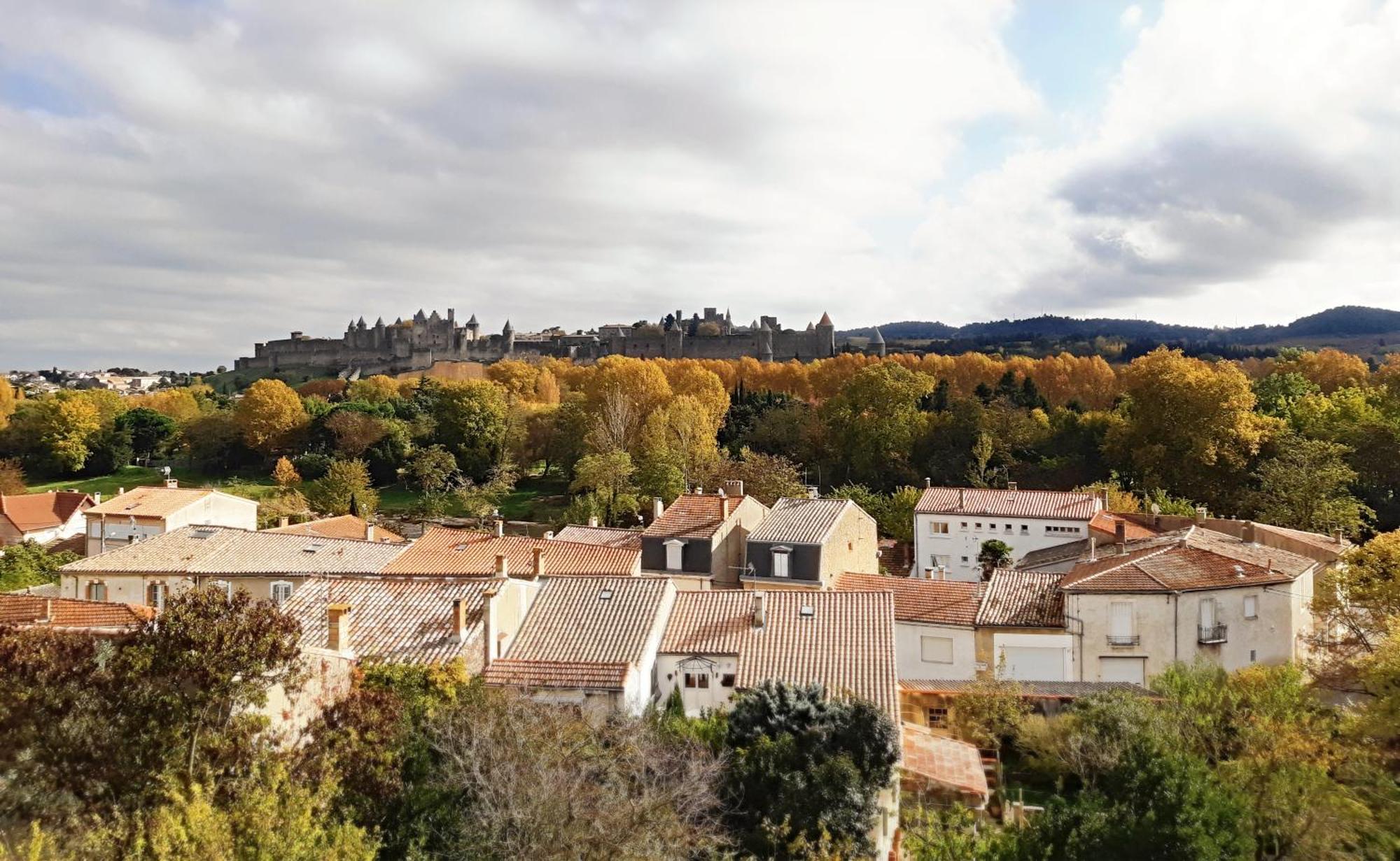 Les Suites Du Saint Nazaire - Les Balcons De La Cite Carcassonne Exterior photo