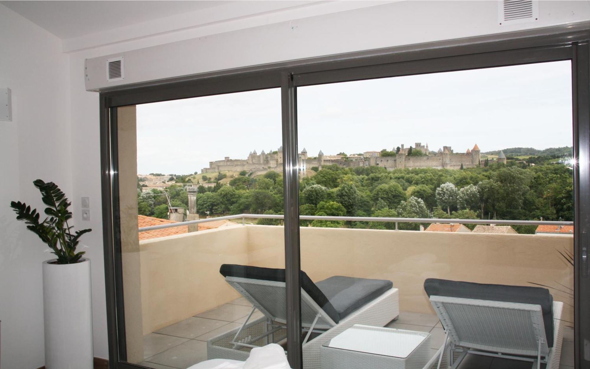 Les Suites Du Saint Nazaire - Les Balcons De La Cite Carcassonne Exterior photo