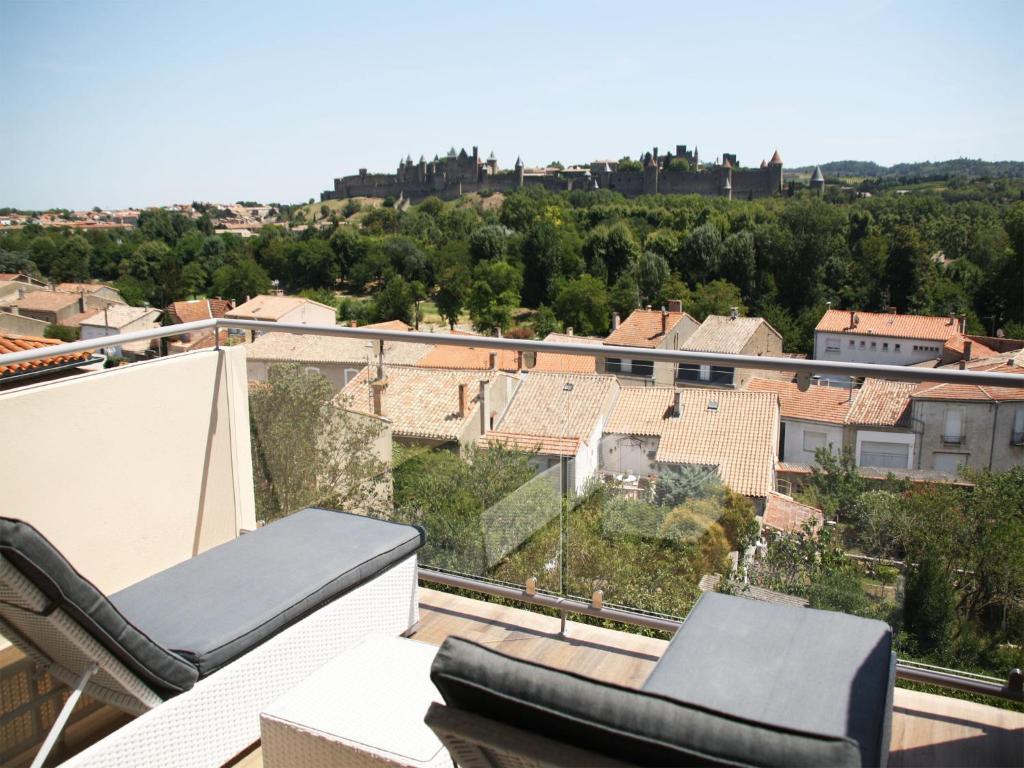 Les Suites Du Saint Nazaire - Les Balcons De La Cite Carcassonne Exterior photo
