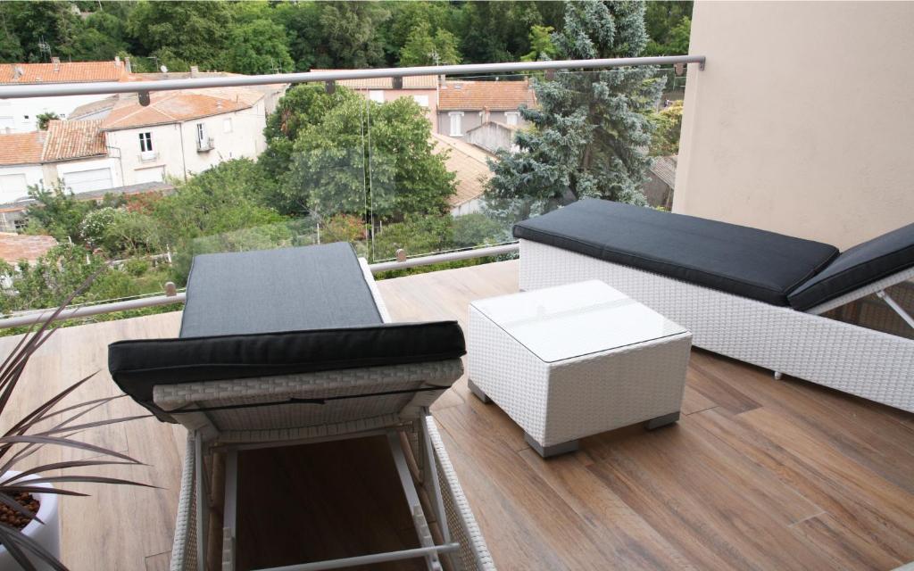 Les Suites Du Saint Nazaire - Les Balcons De La Cite Carcassonne Room photo