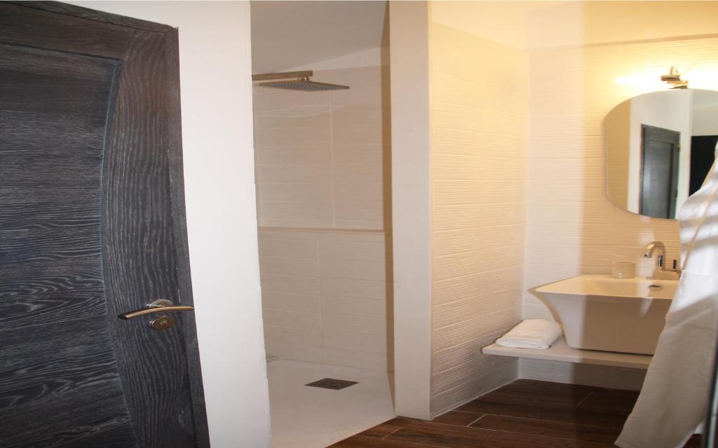 Les Suites Du Saint Nazaire - Les Balcons De La Cite Carcassonne Room photo