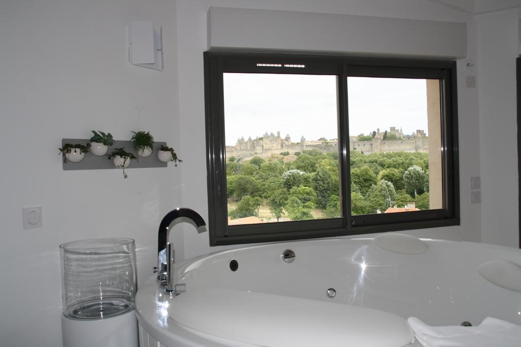 Les Suites Du Saint Nazaire - Les Balcons De La Cite Carcassonne Exterior photo